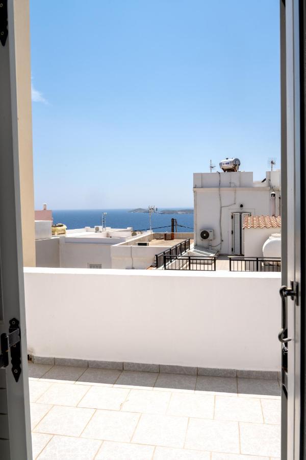 Inej Maisonette Ermoupoli Esterno foto